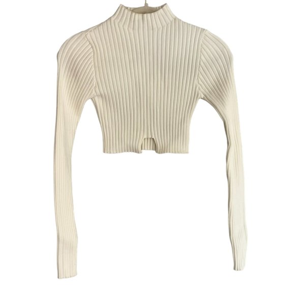 Women's NWT Edikted Cropped Mock Neck Cream Sweater Size Extra Small/Small - Picture 2 of 4